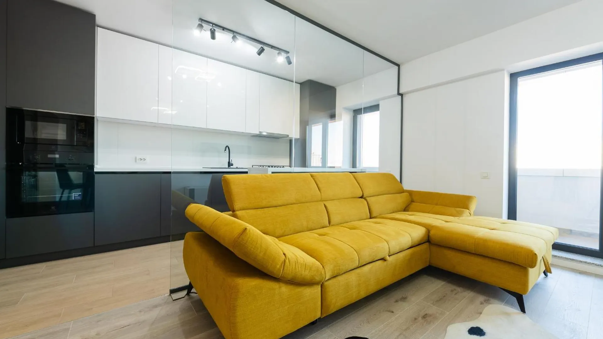Vanda - Park-View Apartment With Private Balcony Bucureşti România